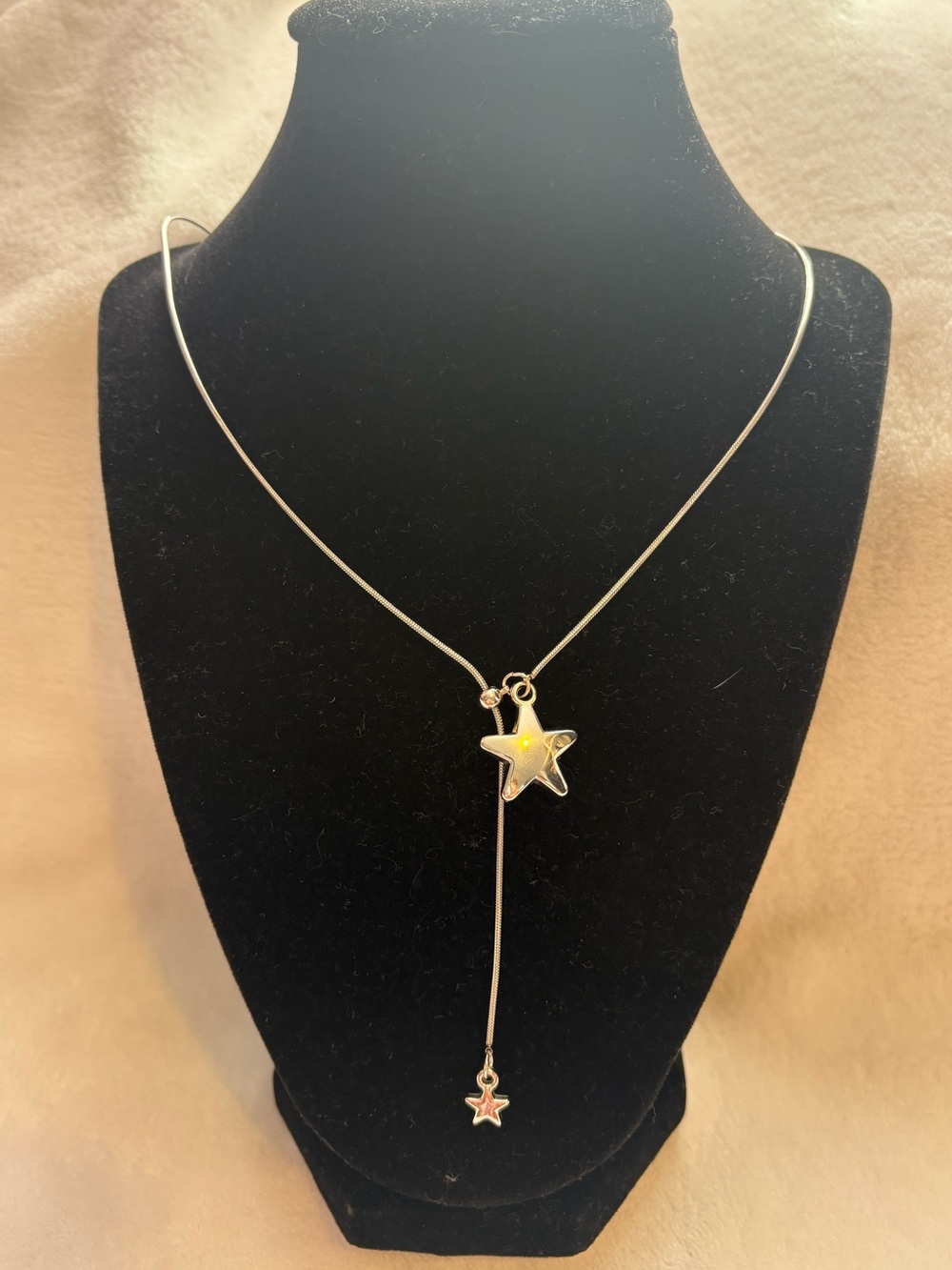 Silver Tone Star Lariat Necklace - Pink Star Accents